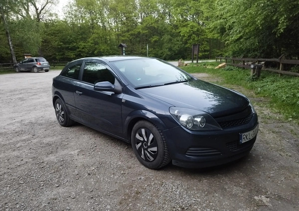 Opel Astra cena 16000 przebieg: 164000, rok produkcji 2009 z Kolbuszowa małe 46